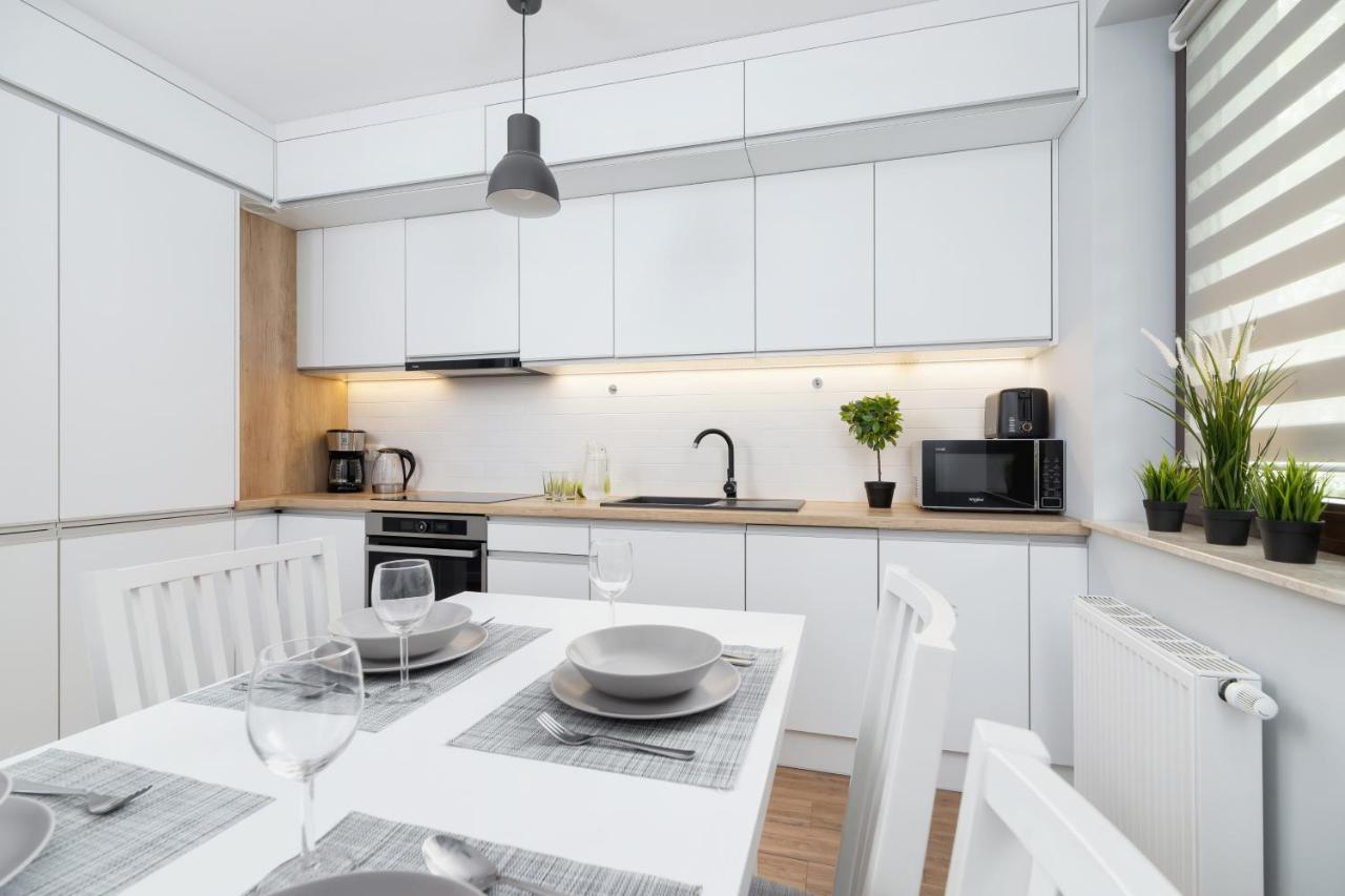 Cystersow Cracow By Renters Apartment *